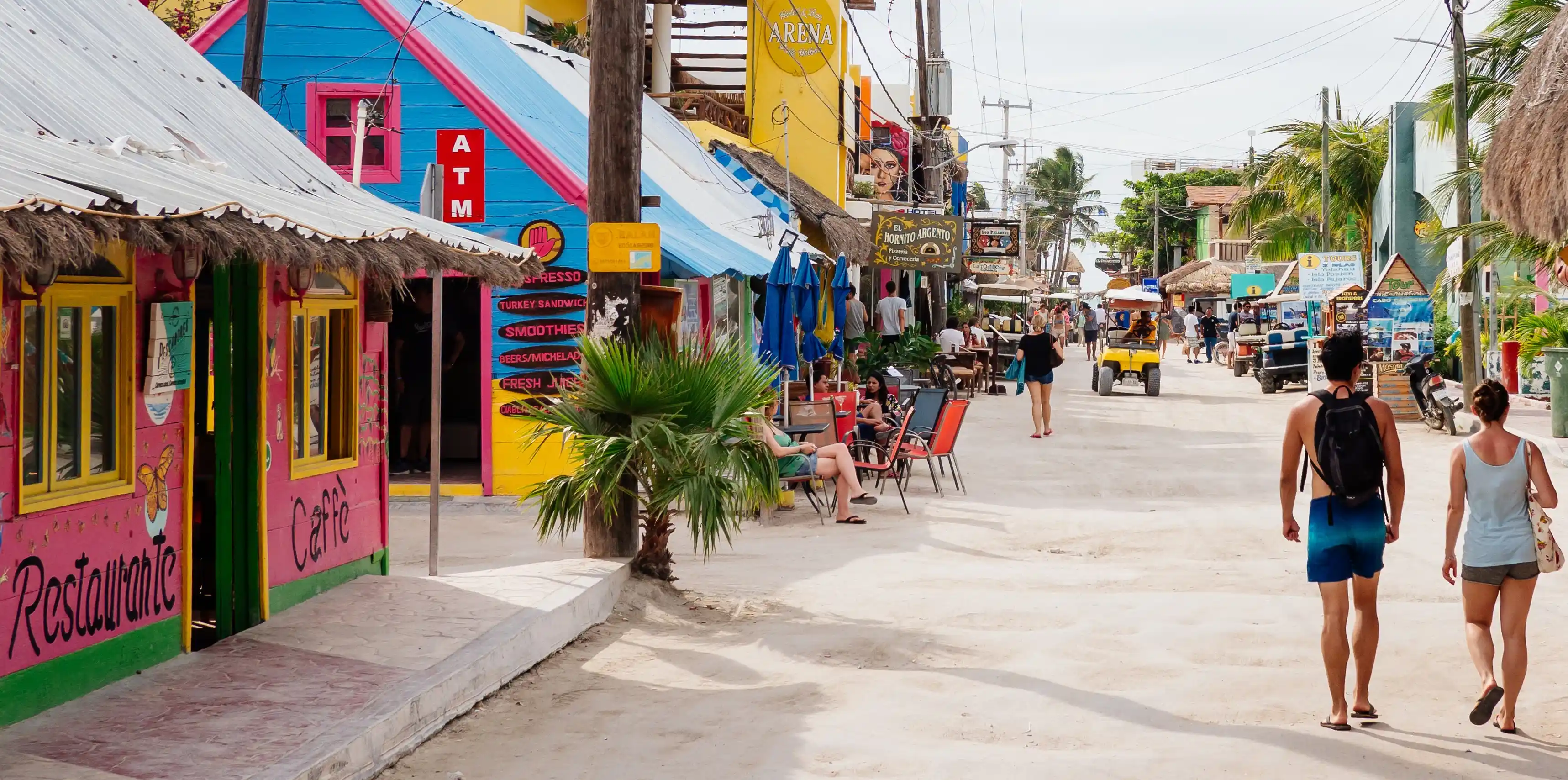 Calles coloridas de Holbox